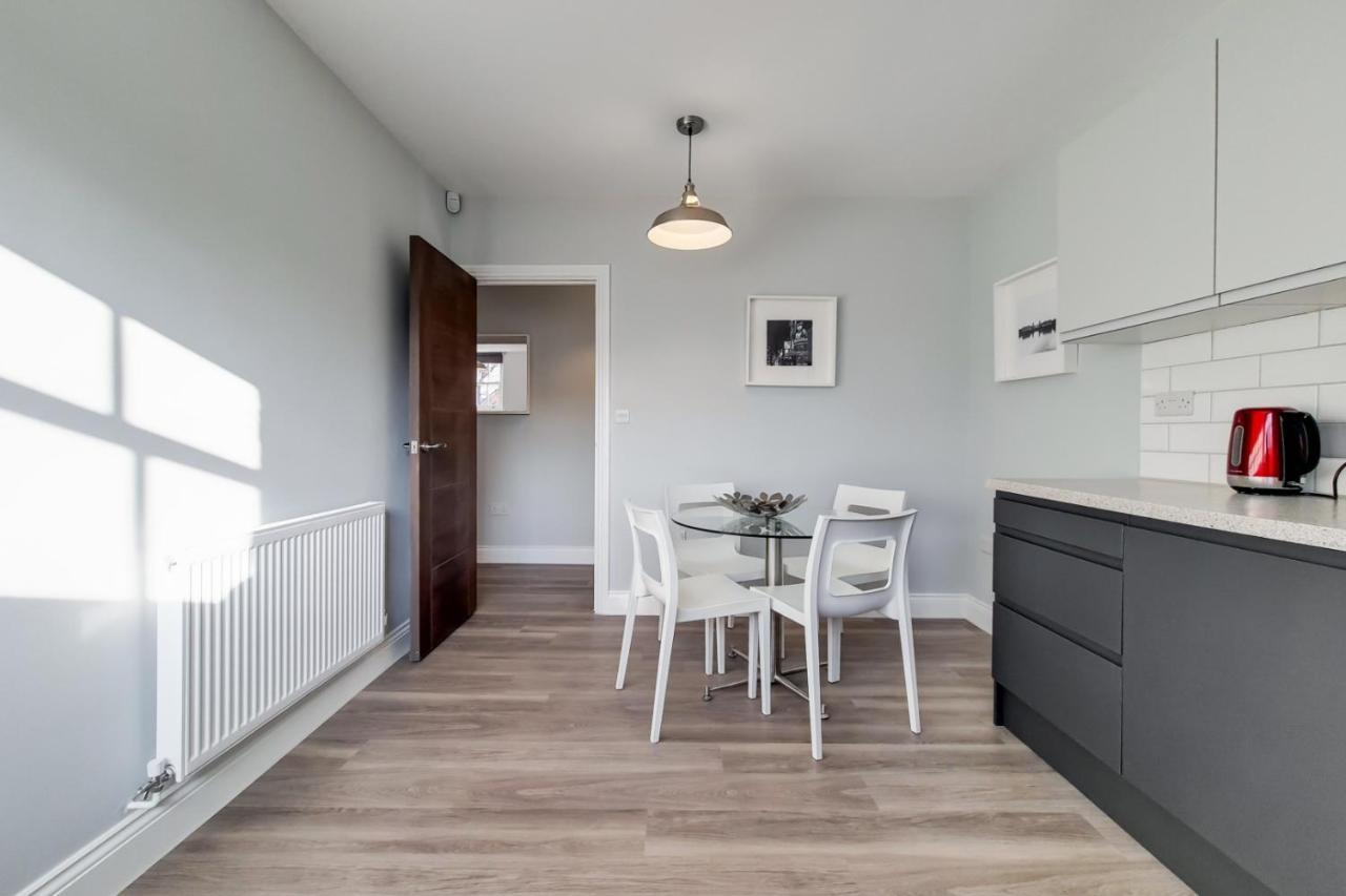Roomspace Serviced Apartments - Brewers Lane Ричмонд Экстерьер фото