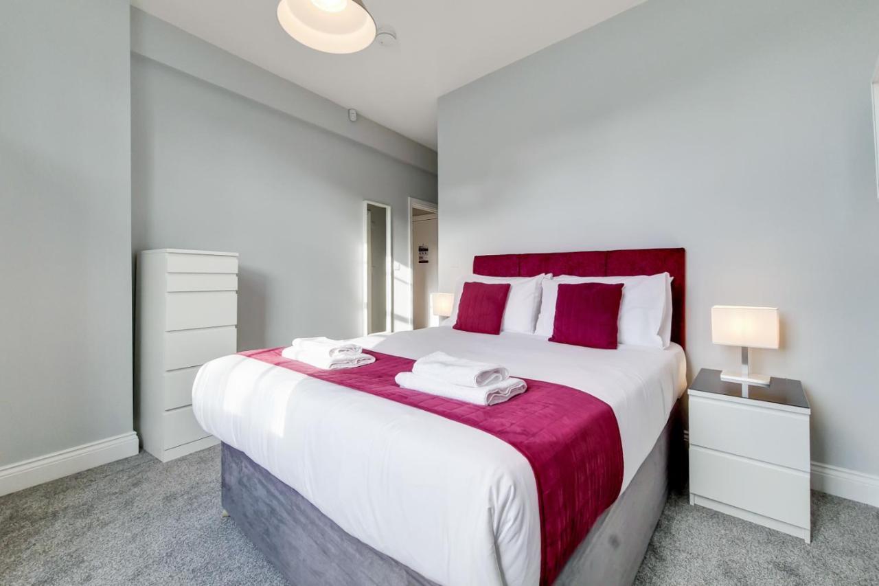 Roomspace Serviced Apartments - Brewers Lane Ричмонд Экстерьер фото