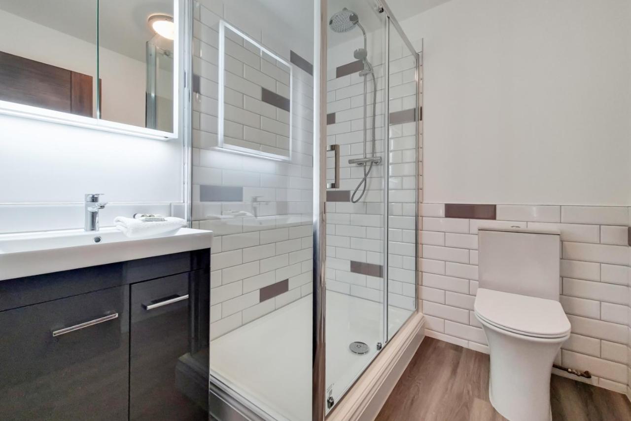 Roomspace Serviced Apartments - Brewers Lane Ричмонд Экстерьер фото